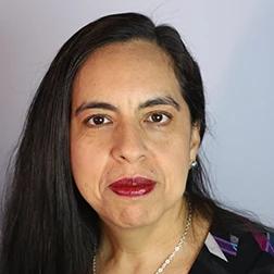 Headshot for Carmen Villavicencio at El Diario